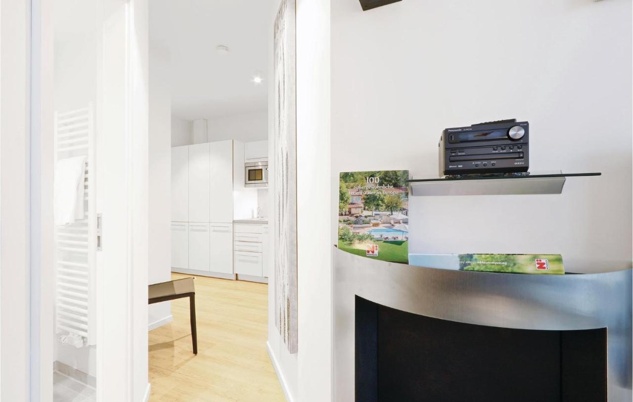 Apartment 1 Bedroom Stunning In Travemuende